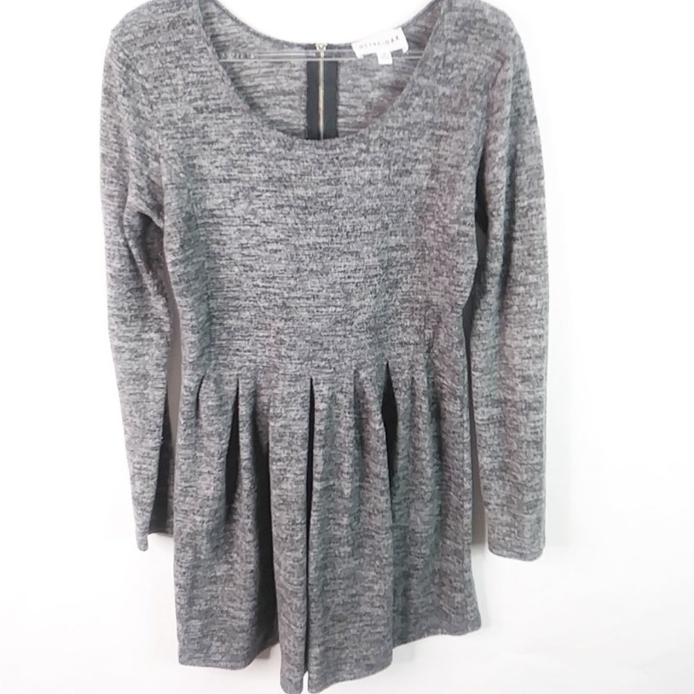 Olive + Oak Long Sleeve Tunic Top